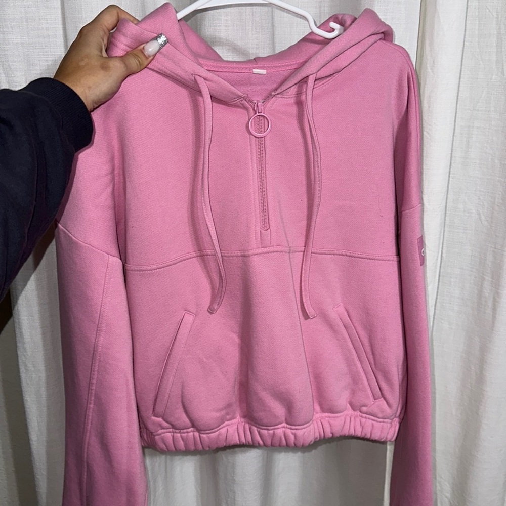 Alo Refresh Stadium 1/2 Zip Hoodie - Parisian Pink